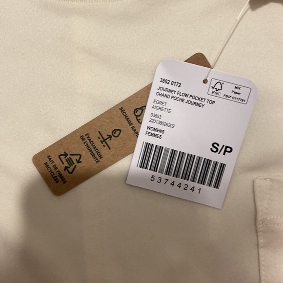Roots journey flow pocket top in creme. Size S. Never been worn. - Picture 3 of 3